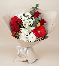 Букет цветов из:  Розы, Хризантемы, Герберы и Лилии в Новозавидовский