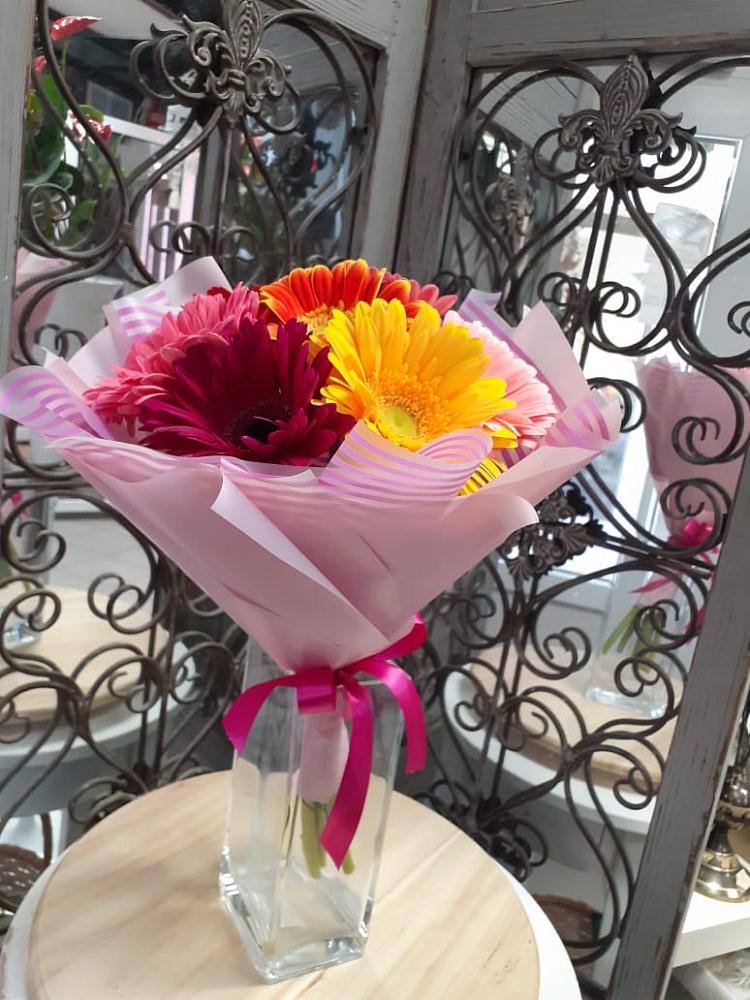 Букет цветов из: Герберы в Новозавидовский