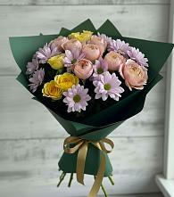 Букет цветов из:  Хризантемы и Розы в Новозавидовский