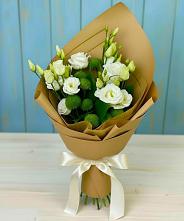 Букет цветов из:  Хризантемы и Лизиантусы #REPLACE_PRED# Новозавидовский