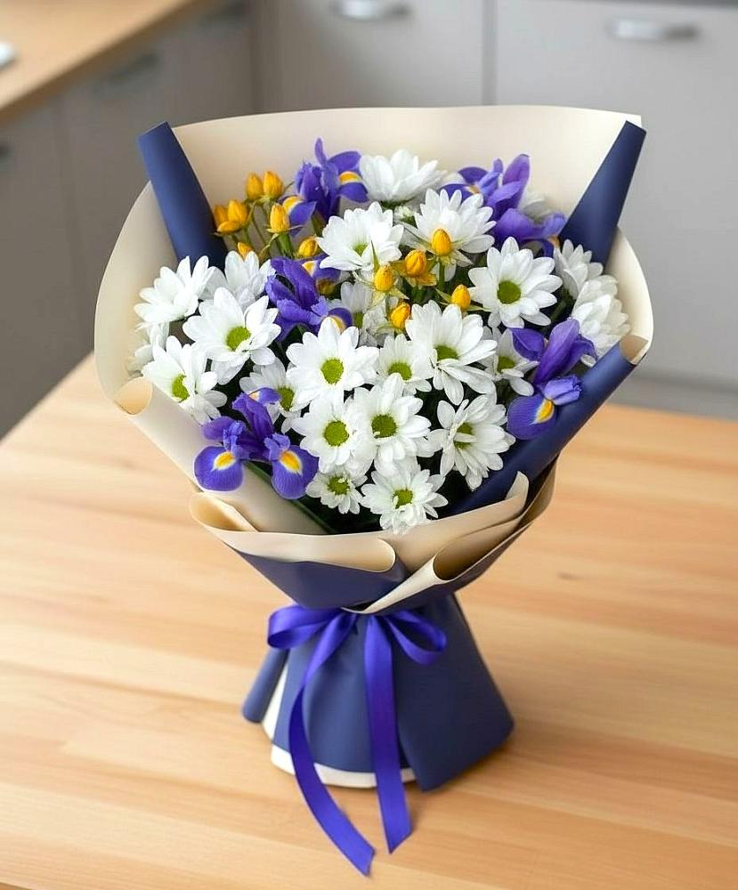 Букет цветов из: Розы, Ирисы и Хризантемы в Новозавидовский