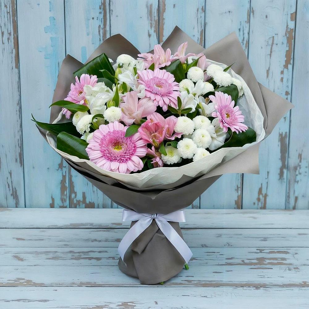 Букет цветов из: Герберы, Альстромерии и Хризантемы в Новозавидовский