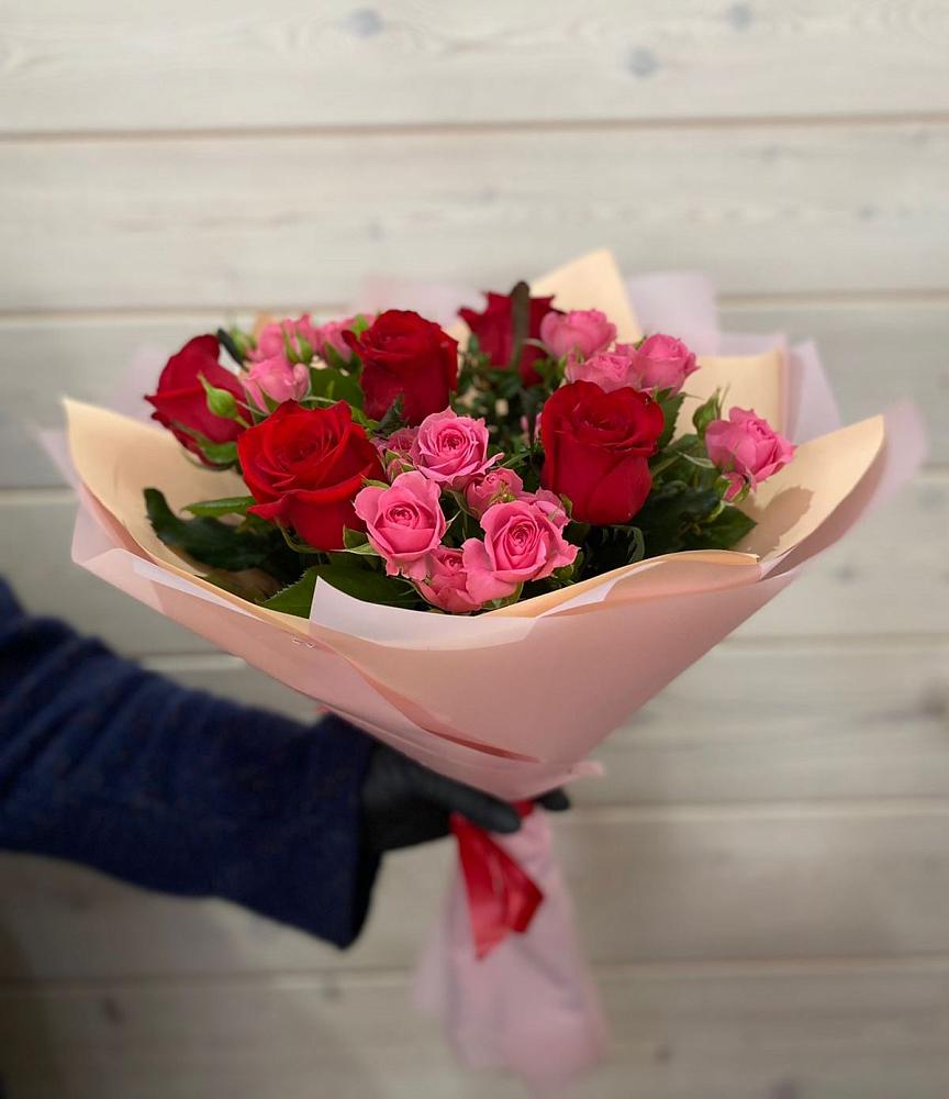 Букет цветов из: Розы в Новозавидовский