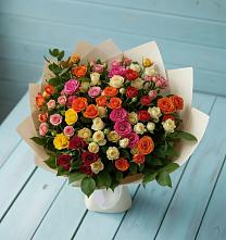 Букет Микс из разноцветных кустовых роз в Новозавидовский